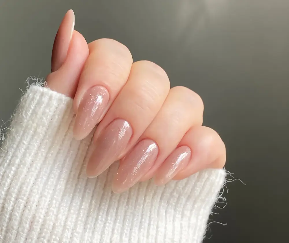 Nail service 4